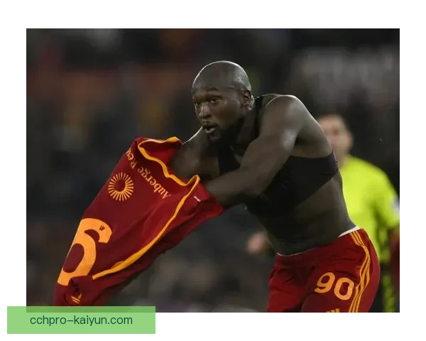 卢卡库在近期比赛中展现出速度优势，状态持续提升引发各方关注